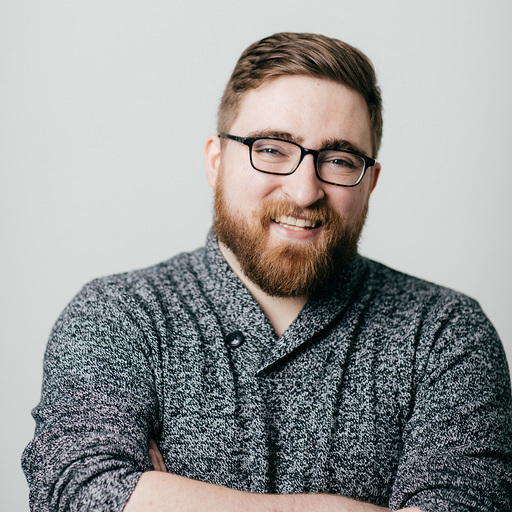 Andrew MacDougall headshot